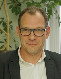 Bausachverständiger, Immobiliensachverständiger, Immobiliengutachter und Baugutachter  Jens Ullrich Kritzmow